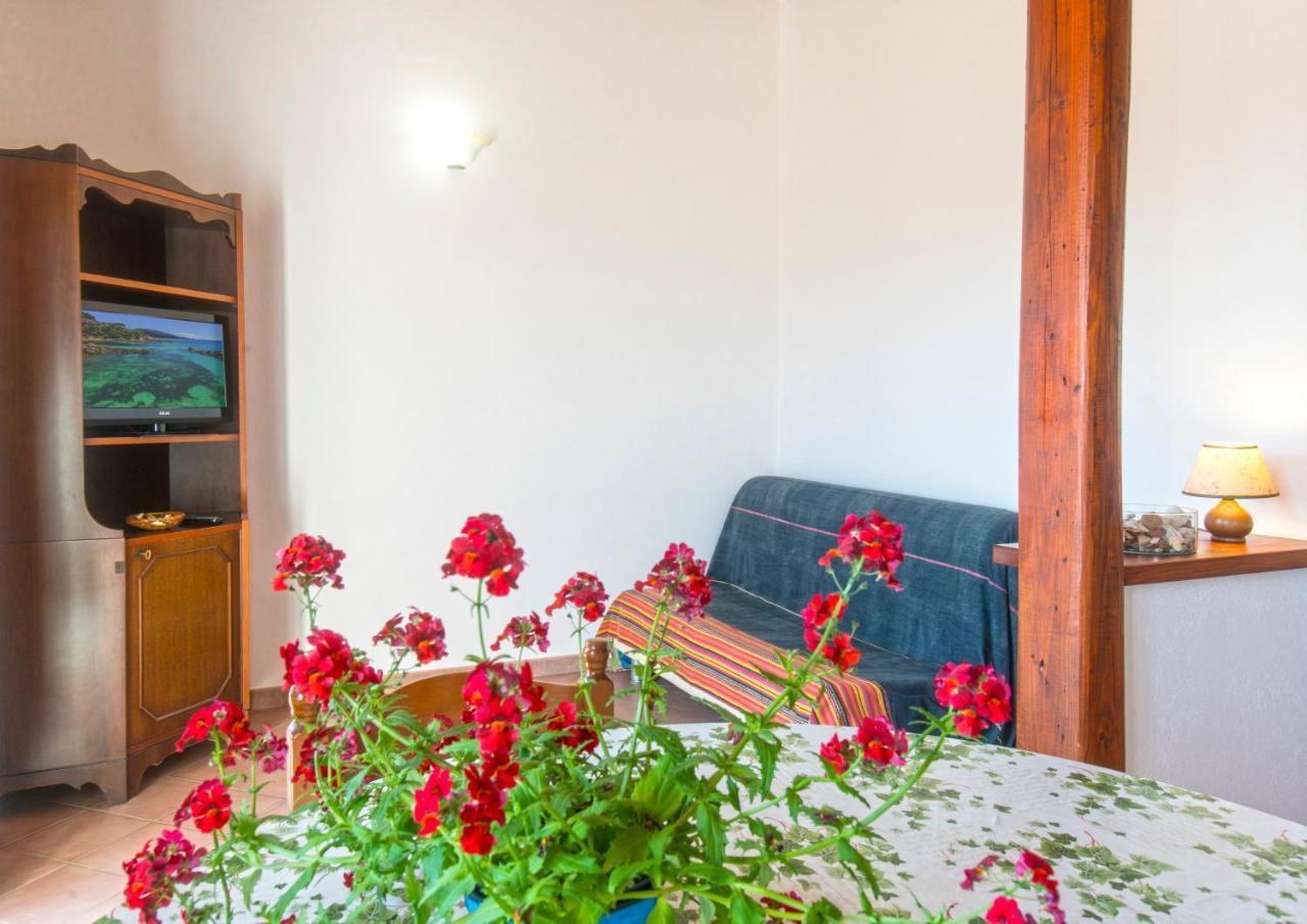 Appartamenti Bellavista By Helloelba ปอร์โตแฟร์ราโย ภายนอก รูปภาพ